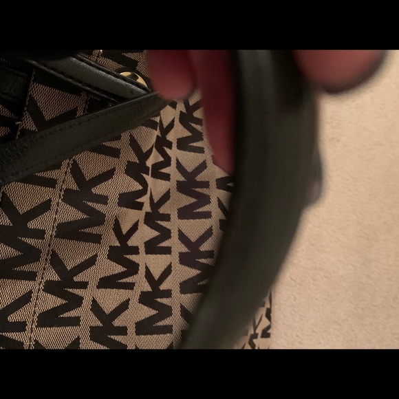 Michael Kors Purse - Picture 2 of 5